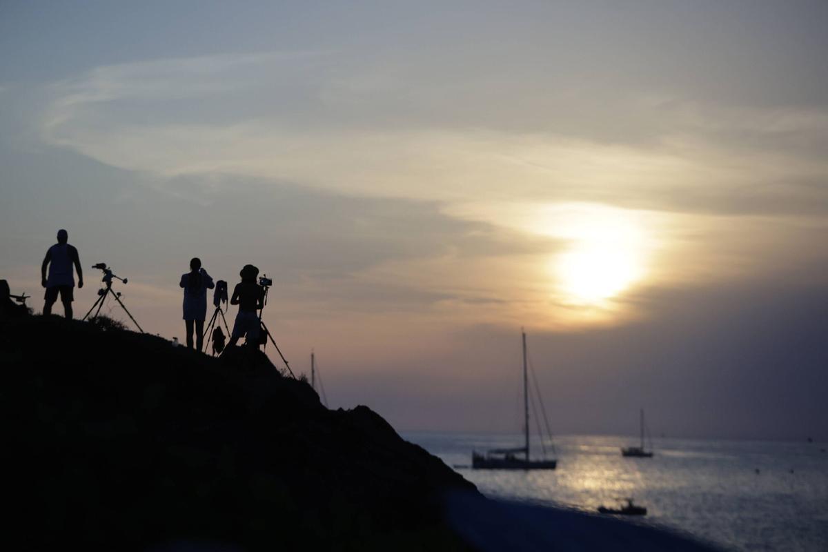 Las imágenes del eclipse del siglo en Mallorca (Port des Canonge)