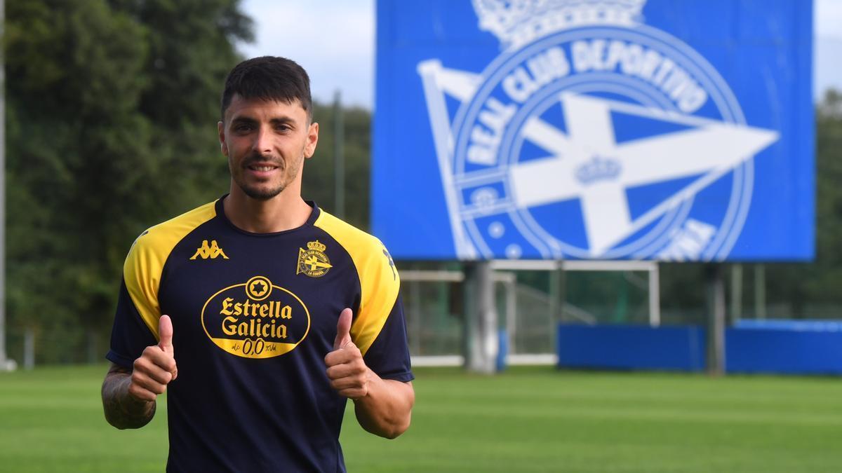 Ximo Navarro, jugador del Deportivo, que el sábado juega en el SkyFi Castalia.