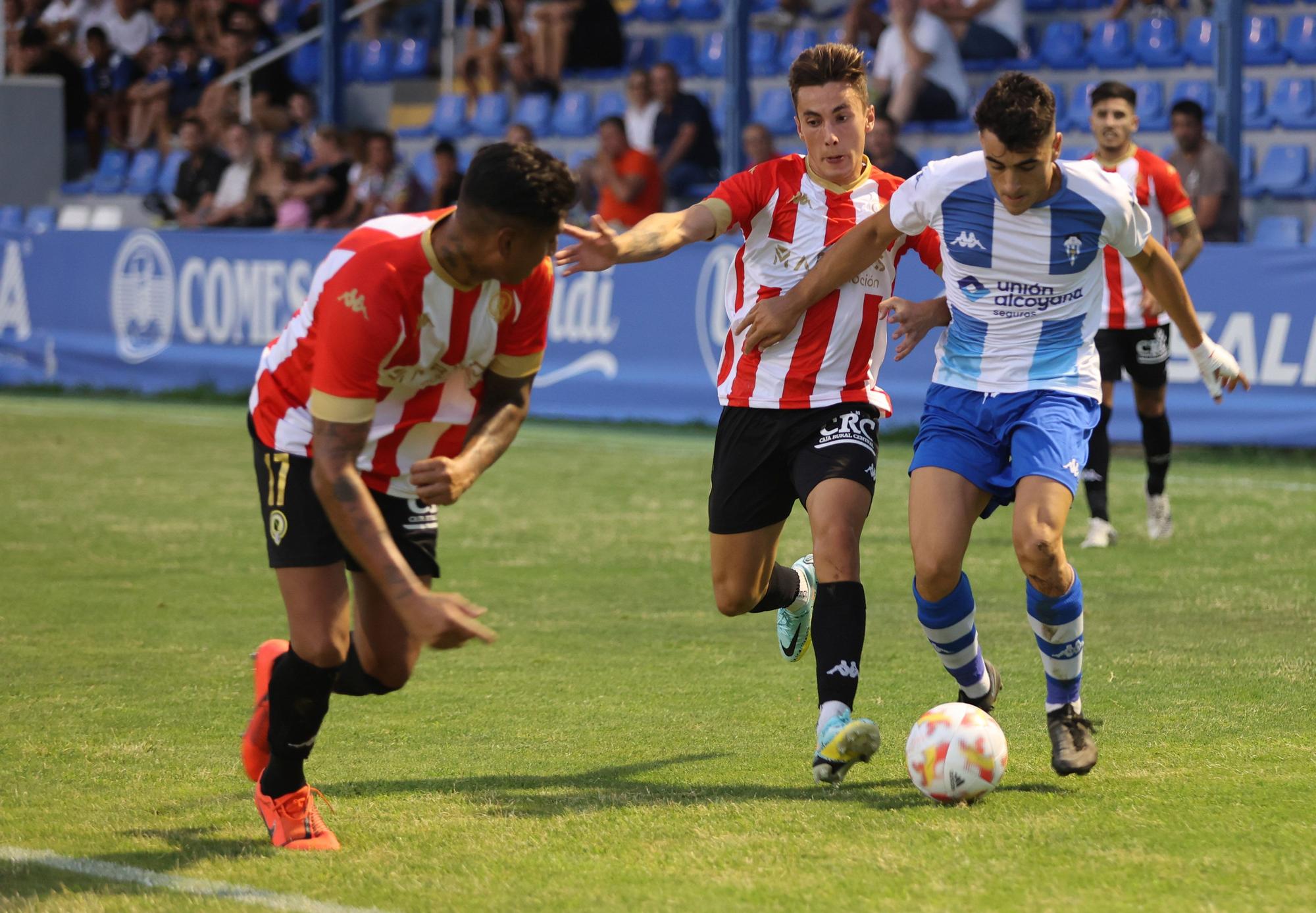 Carlos Abad da el Ciutat d’Alcoi al Hércules