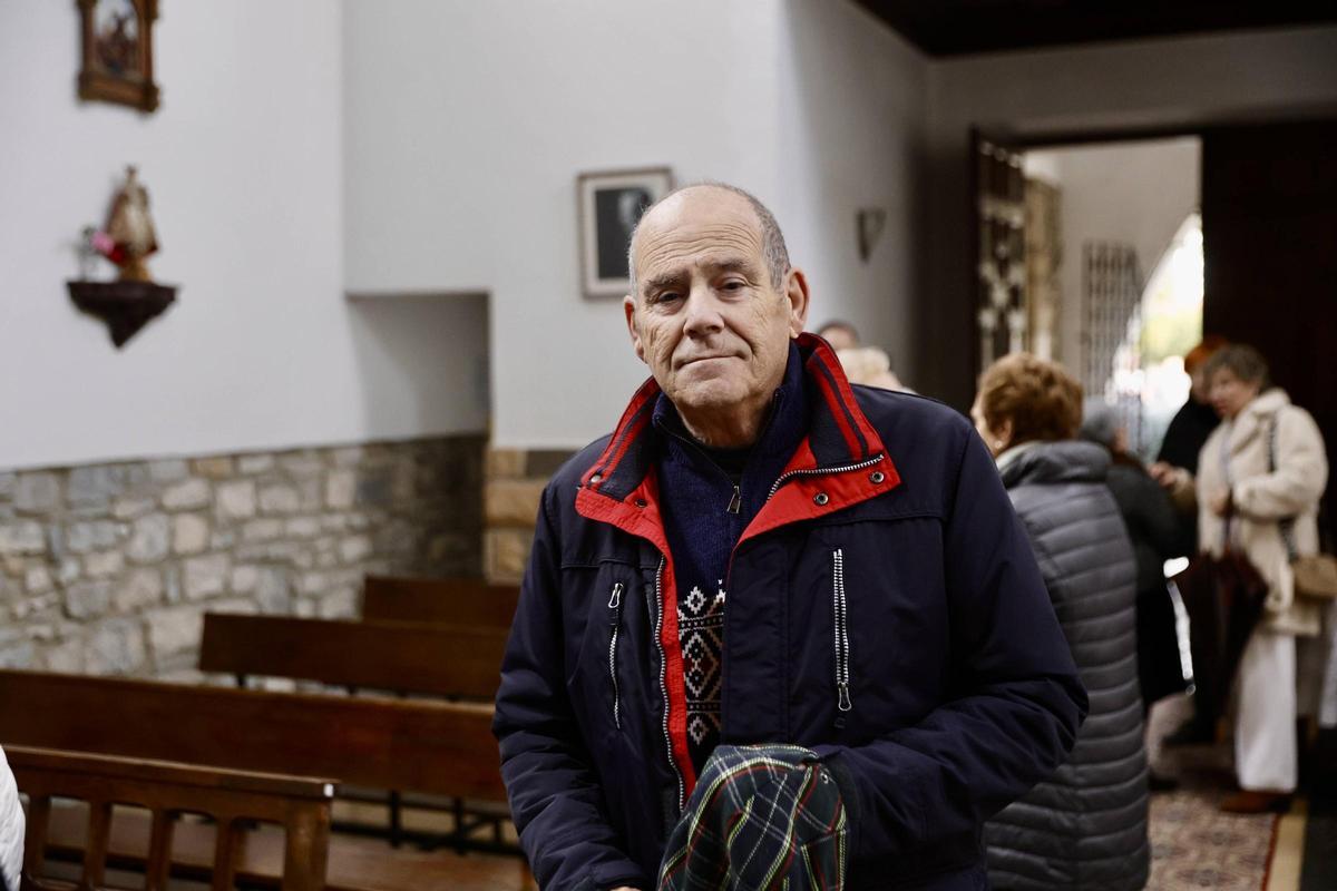 Jesús Patallo, en la iglesia de Granda.