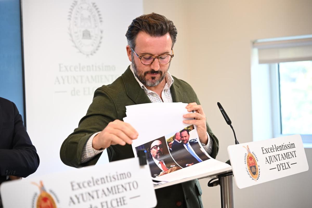 Ruz, con fotos de Abalos y Koldo Rodríguez que mostró a los periodistas