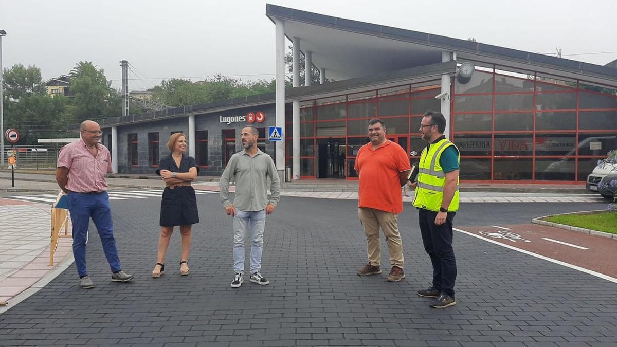 Por la izquierda, José Antonio Martínez, Susana Madera, Ángel García, José Antonio González y Juanjo López. | L. P.