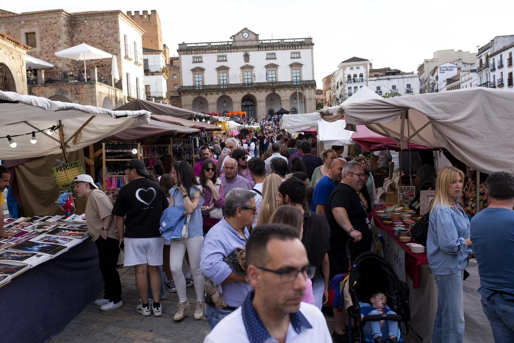 Así se ha desarrollado el sábado en el Mercado de la Primavera de Cáceres
