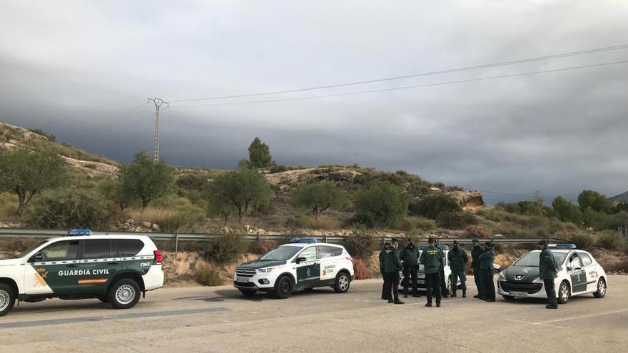 Guardia Civil y Policía Local se unen en tareas formativas