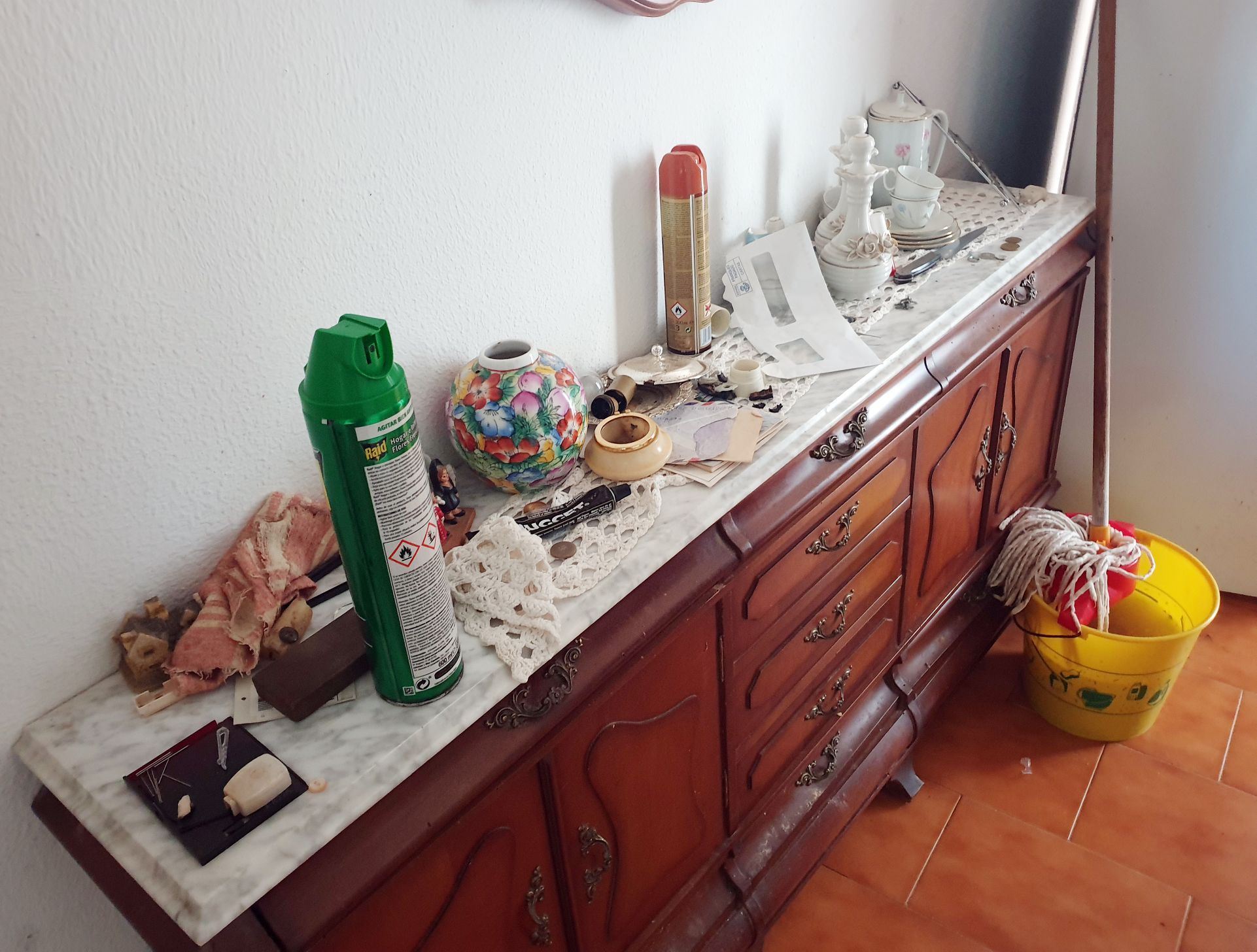 Así quedó la casa okupada en Teis