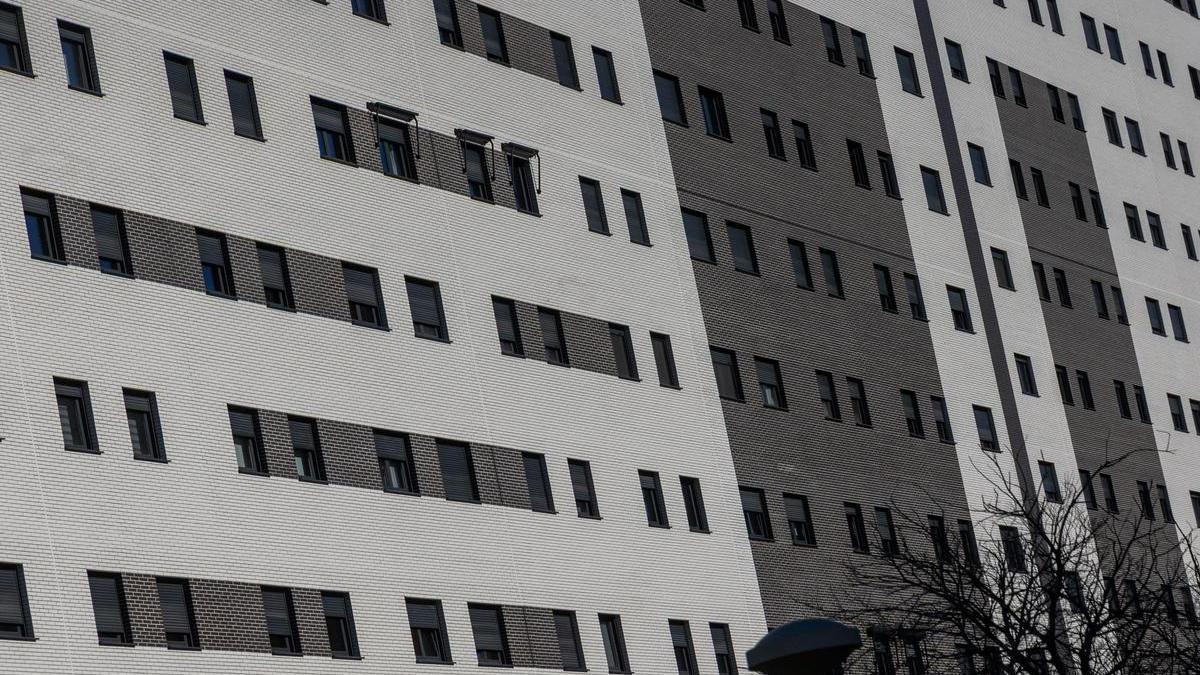 Caso Les Naus: Rocío Gómez, exconcejala de Urbanismo de Alicante, llega al juzgado para declarar