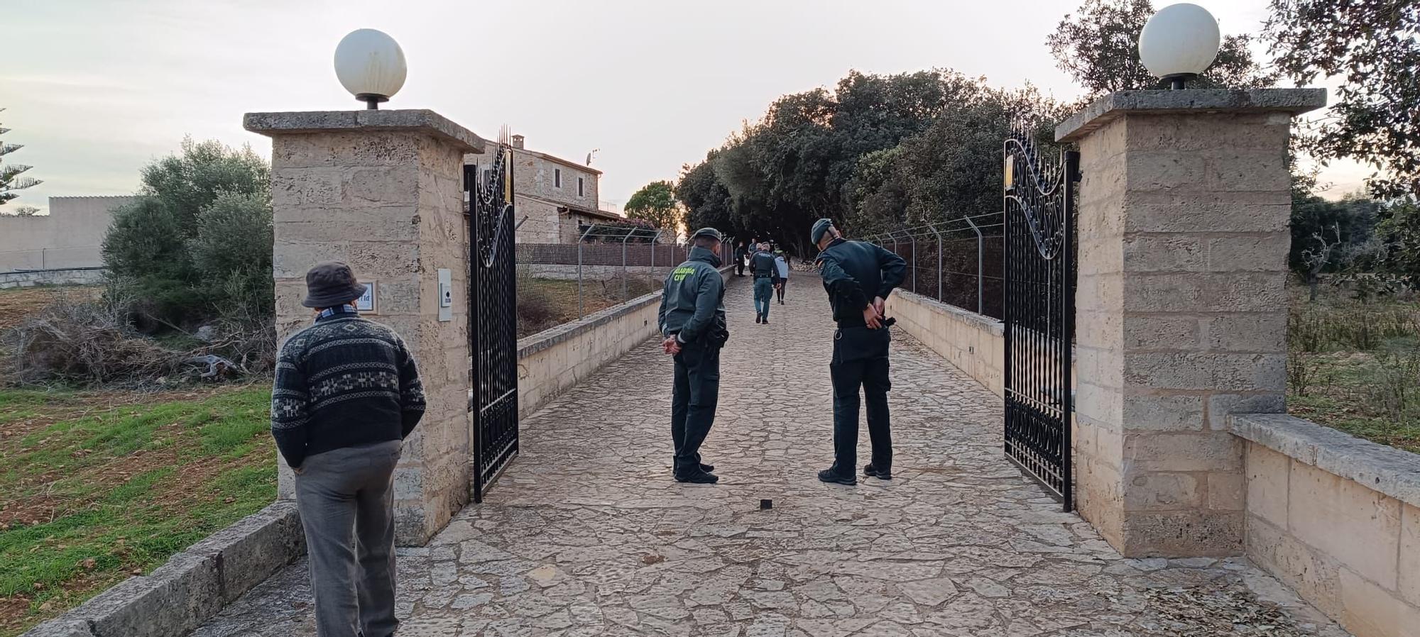FOTOS | Así ha sido el dispositivo de búsqueda del niño perdido durante una excursón en Sant Llorenç