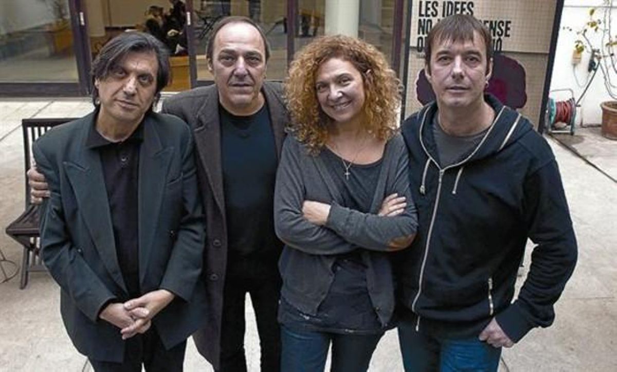 D’esquerra a dreta, Pedro Burruezo, Pere Camps, Carme Canela i Cris Joanico. D’esquerra a dreta, Pedro Burruezo, Pere Camps, Carme Canela i Cris Joanico.