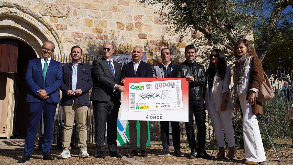 Presentación cupón de la ONCE dedicado a Las Edades.