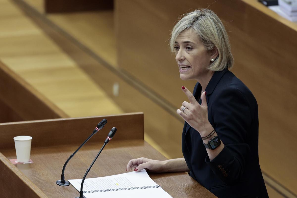 La consellera de Justicia e Interior, Elisa Núñez, en una imagen de archivo en las Corts.