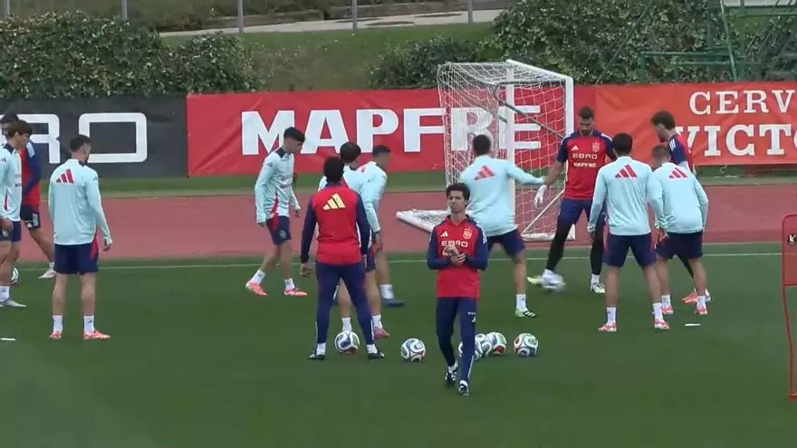 España prepara su partido contra Bulgaria