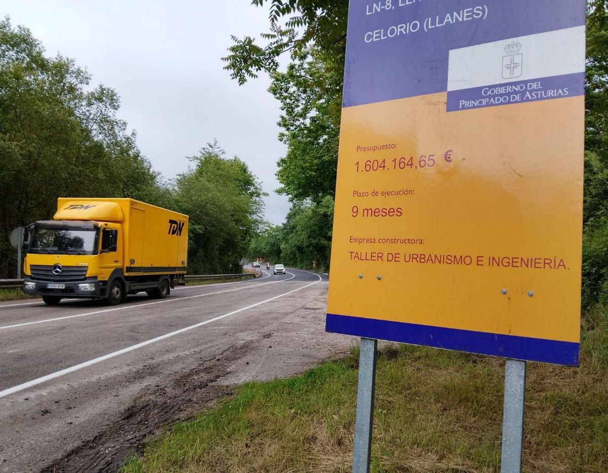 Las nuevas glorietas de la AS-379 en Celoriu (Llanes), en funcionamiento | RAMÓN DÍAZ
