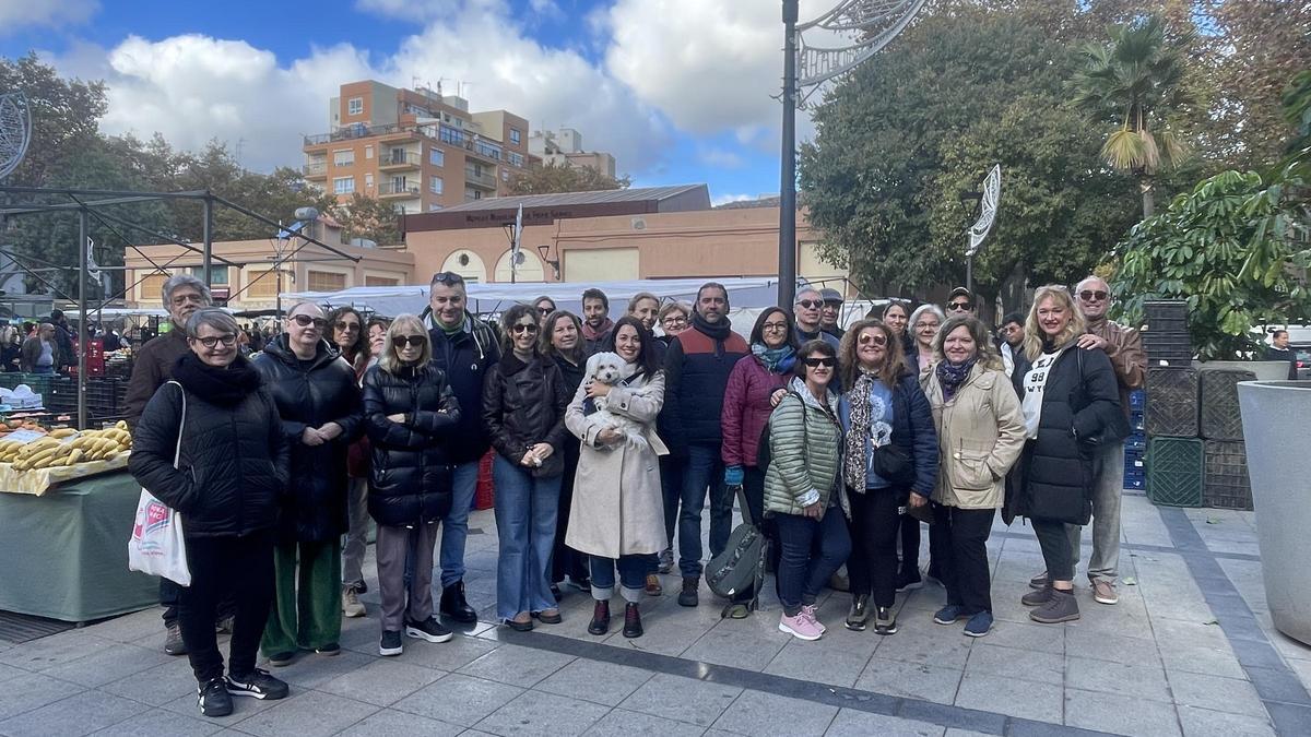 Una ruta vecinal reivindica la memoria y el papel de comercios emblemáticos de Pere Garau