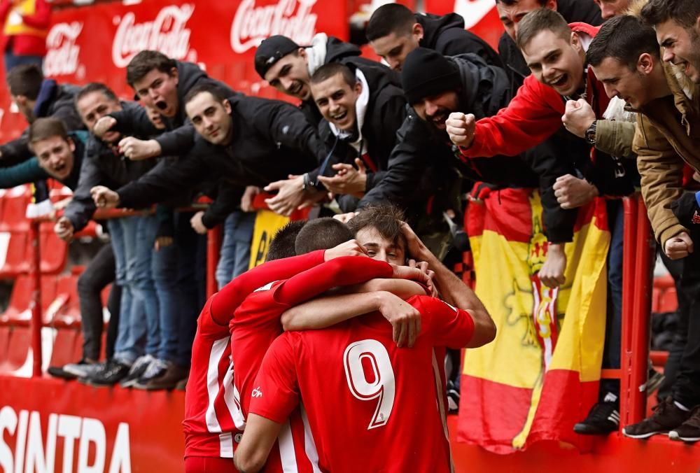 El partido entre el Sporting B y el Mirandés, en imágenes