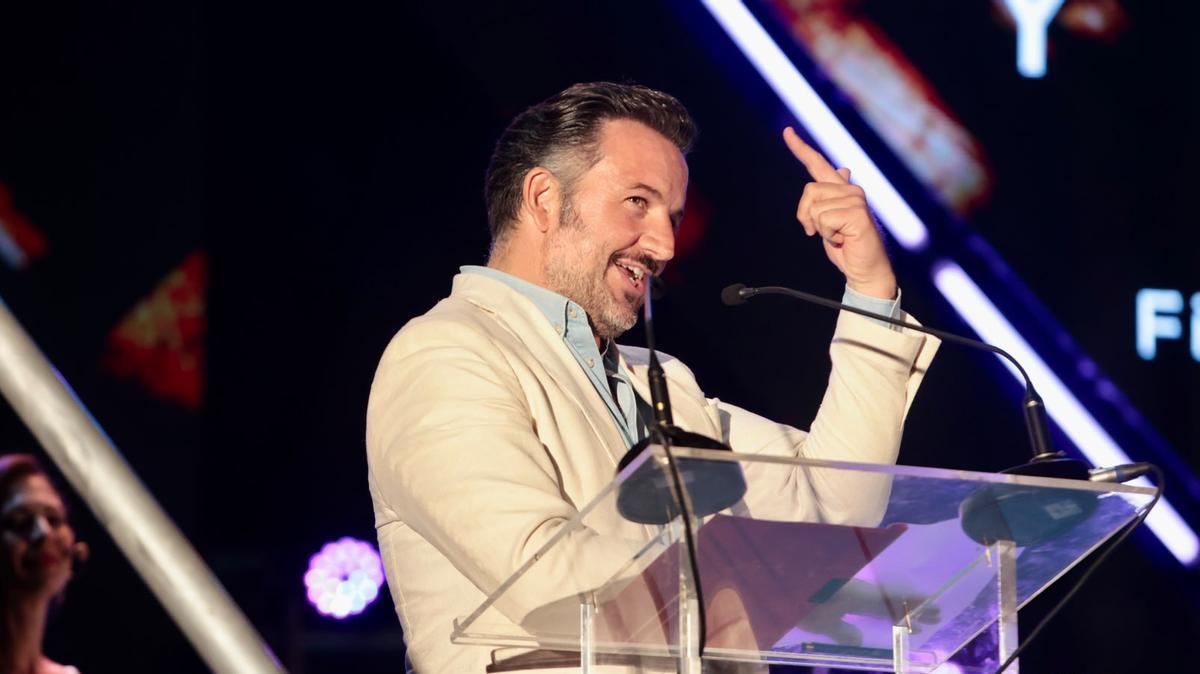 La elección de la Reina Mayor de la Fiestas de Elche, en imágenes