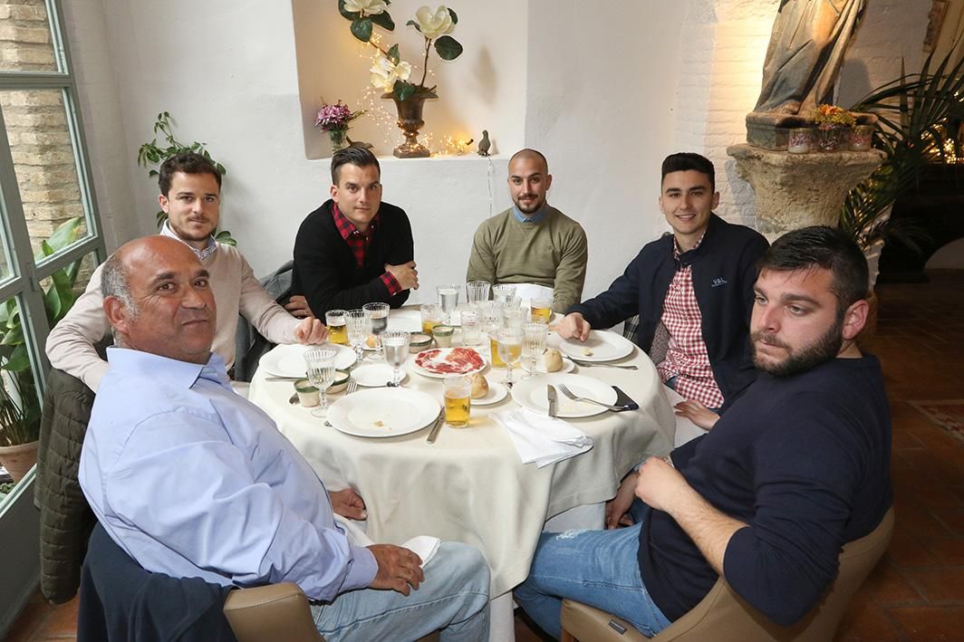 Almuerzo de unión entre consejo y jugadores del Córdoba CF