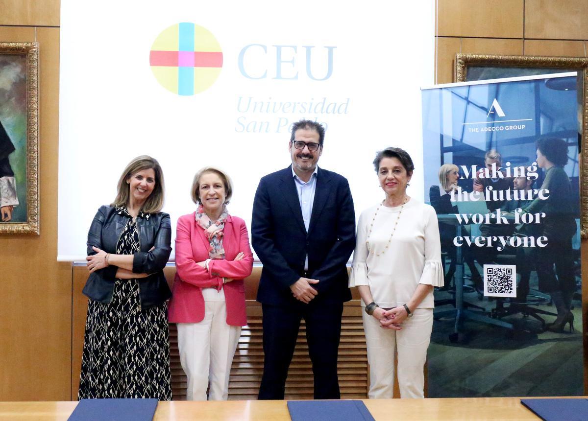 Firma convenio Cátedra CEU ADECCO