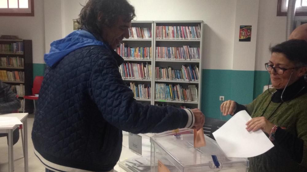 Las imágenes de la jornada electoral del 10N en Galicia. // Fotógrafos Faro de Vigo