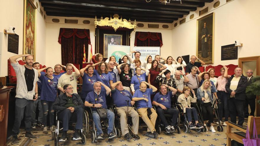 Elche se suma a las reivindicaciones de las personas con daño cerebral adquirido