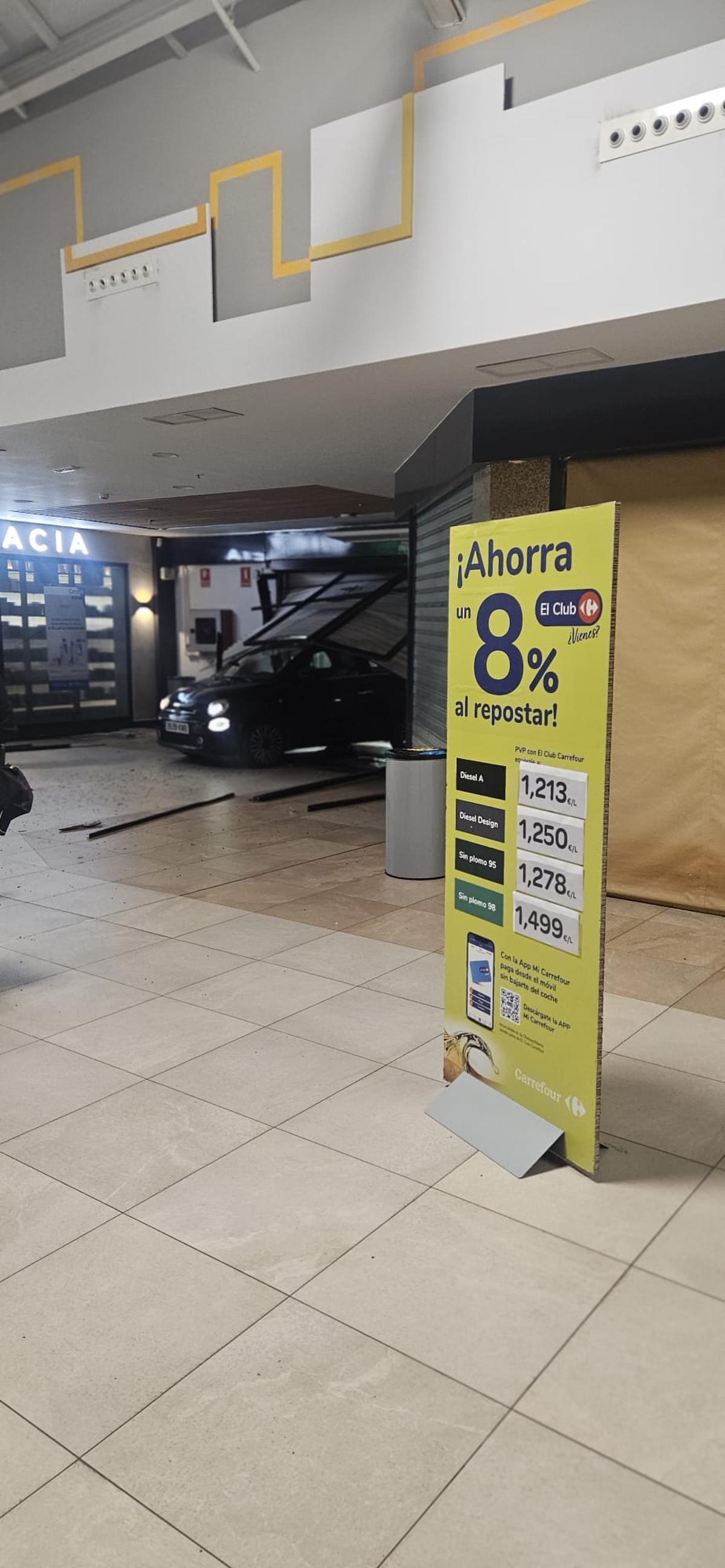 Asalto de la banda de aluniceros a una joyería en un centro comercial de Sagunt
