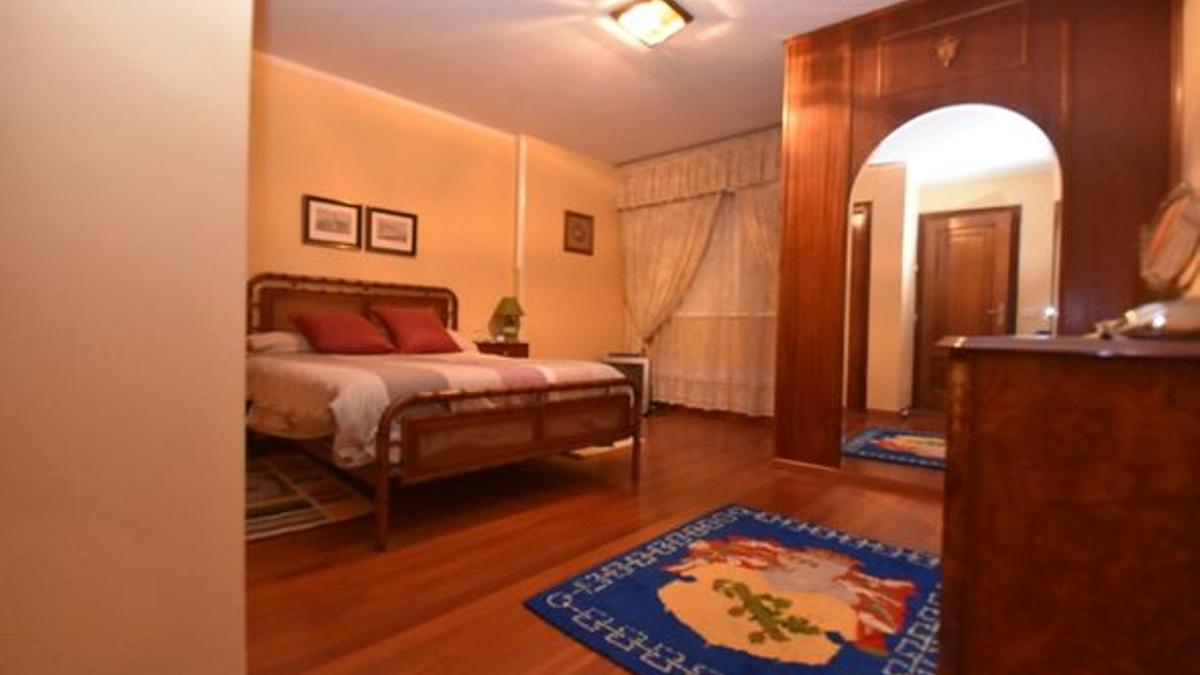 Piso en venta en Noia, A Coruña