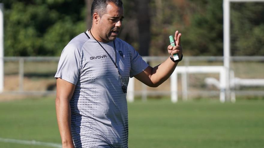 Germán Crespo, en la sesión de entrenamiento de hoy con el Córdoba CF en la Ciudad Deportiva.