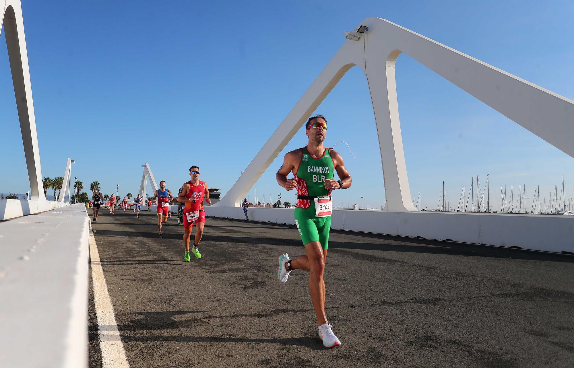 Búscate en las imágenes del Triatlón Olímpico del campeonato de Europa