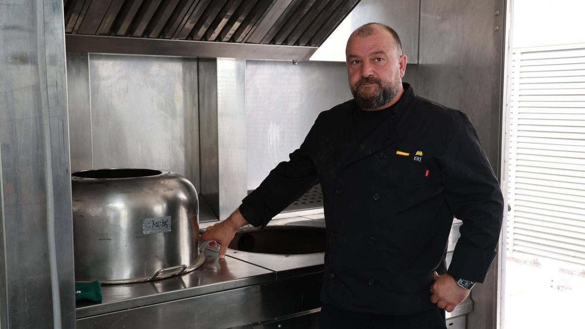 Kike León, cabo primero y cocinero.