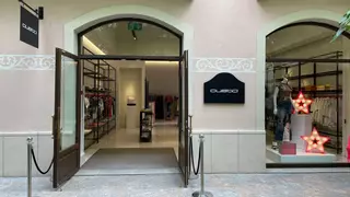 Custo Barcelona, Simorra, Marc Jacobs y Superga, entre las nuevas aperturas de verano de La Roca Village