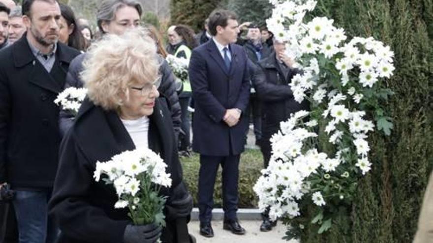 Carmena, homenatjant les víctimes de l&#039;11-M.