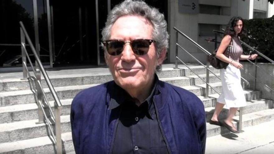 Miguel Ríos reaparece un mes después de sufrir un traumatismo craneal en un accidente doméstico