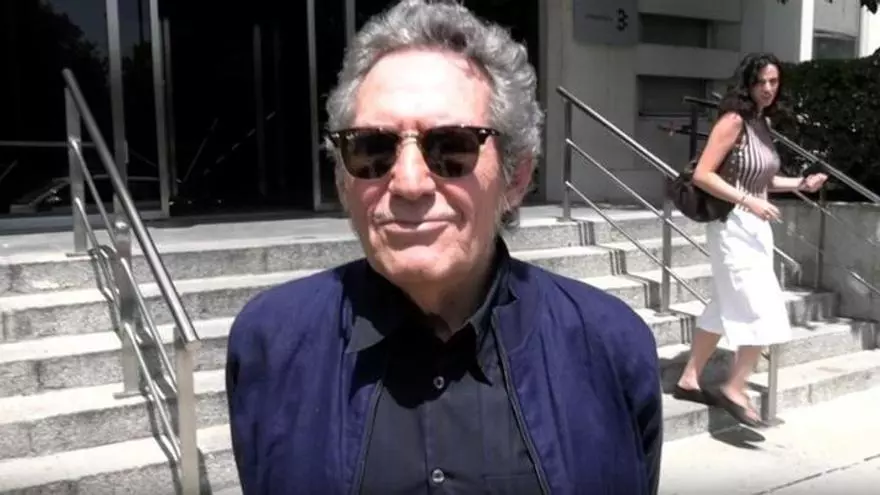 Miguel Ríos reaparece un mes después de sufrir un traumatismo craneal en un accidente doméstico