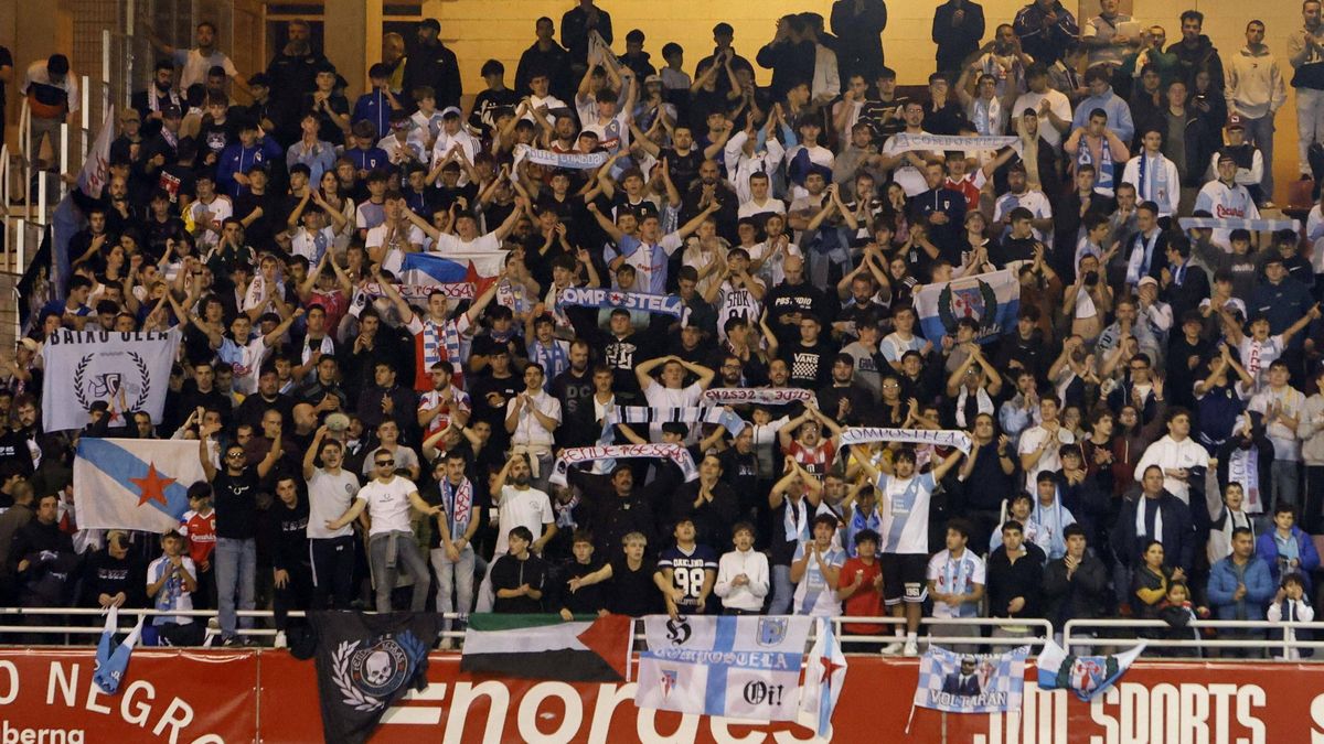 La afición compostelanista jugará un papel vital en el regreso del club a Tercera.