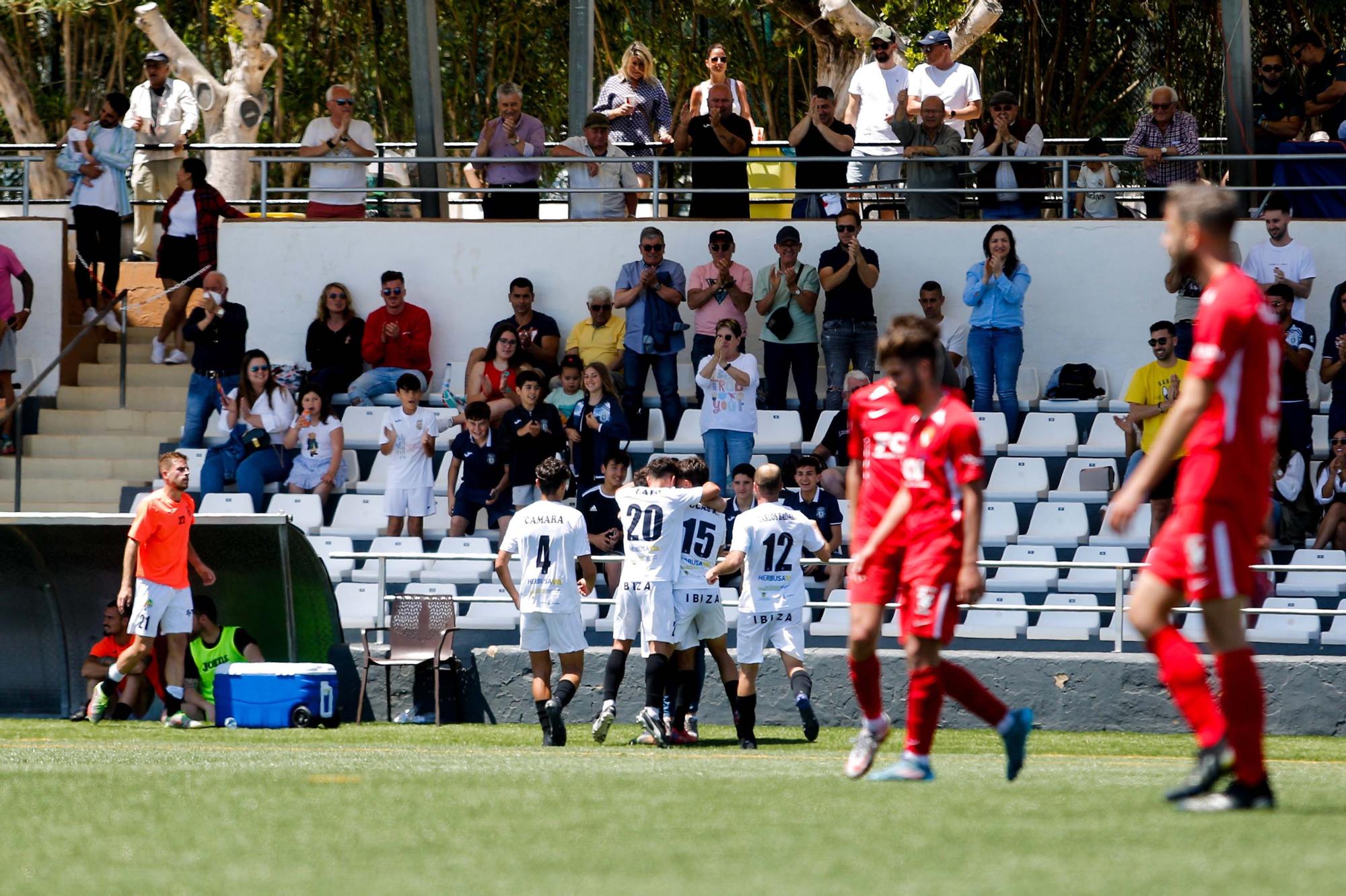 Fotos del partido entre Peña Deportiva y el Terrassa