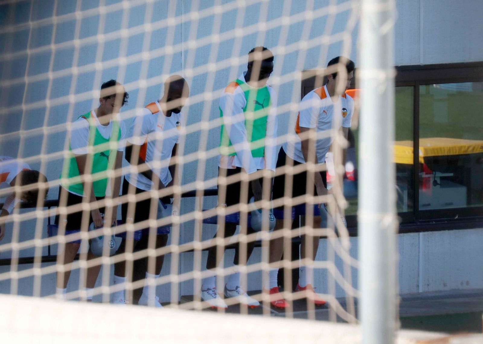 Bordalás cuenta con Racic y Correia en el entrenamiento de Paterna