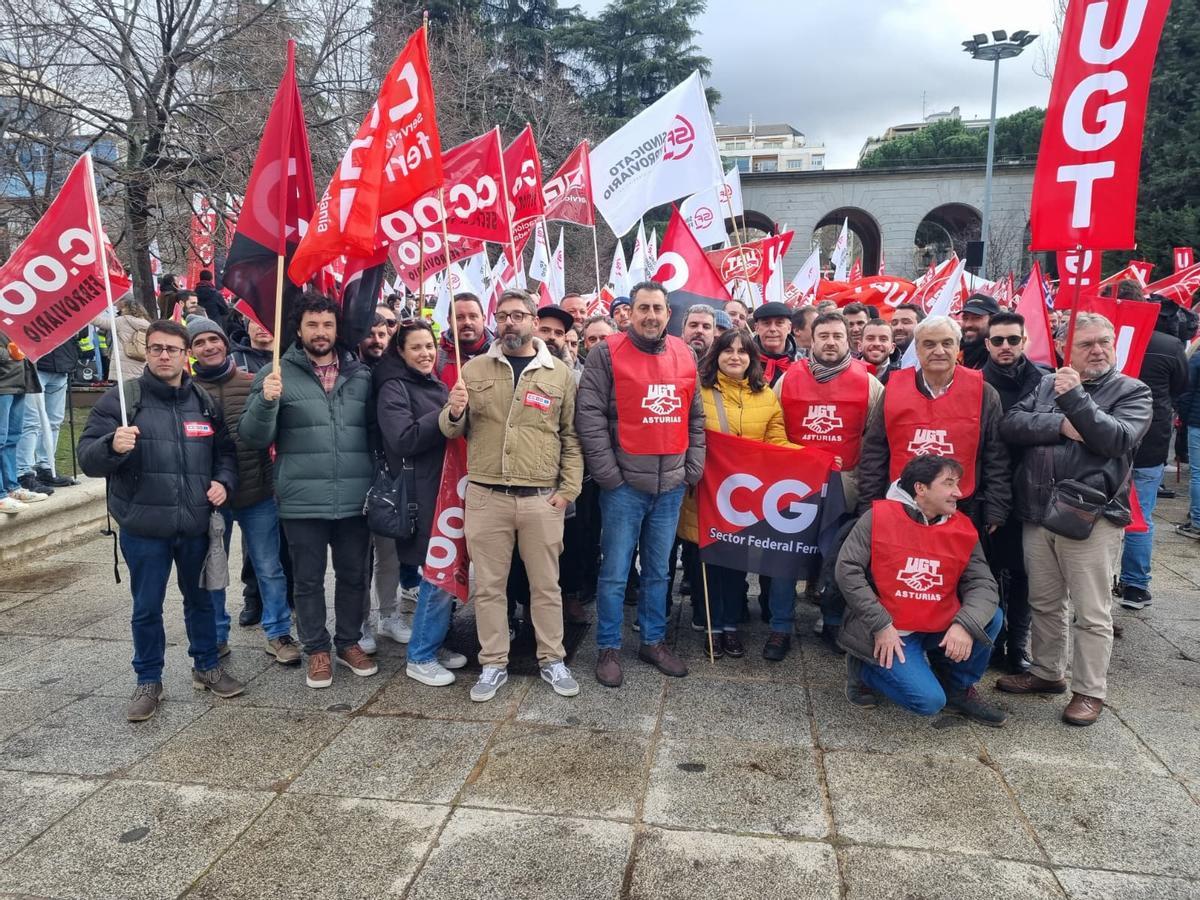Los ferroviarios asturianos, en la concentración en Madrid