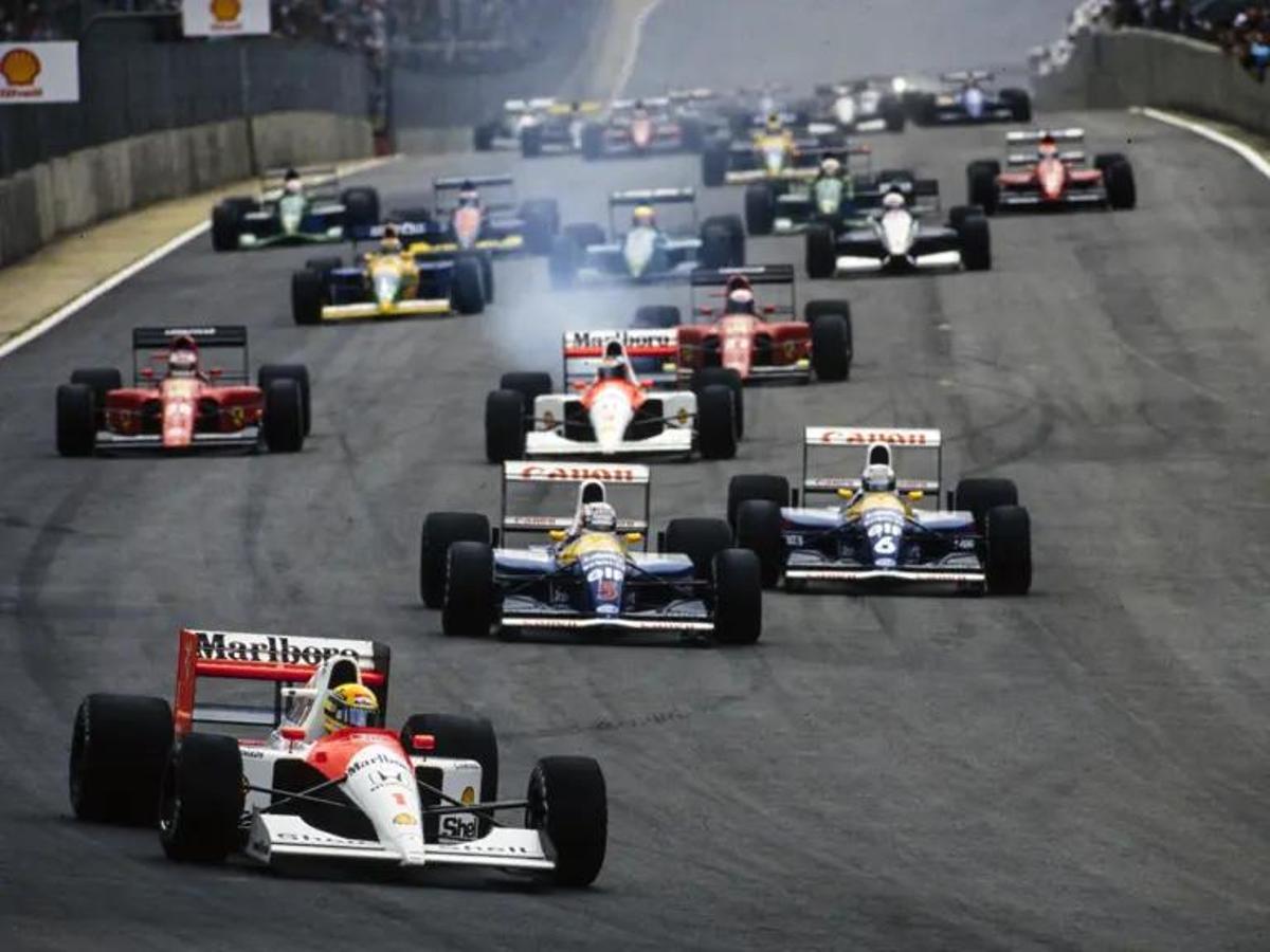 Start of the 1991 Formula 1 Brazilian GP, with Ayrton Senna and the McLaren MP4/6 at the helm