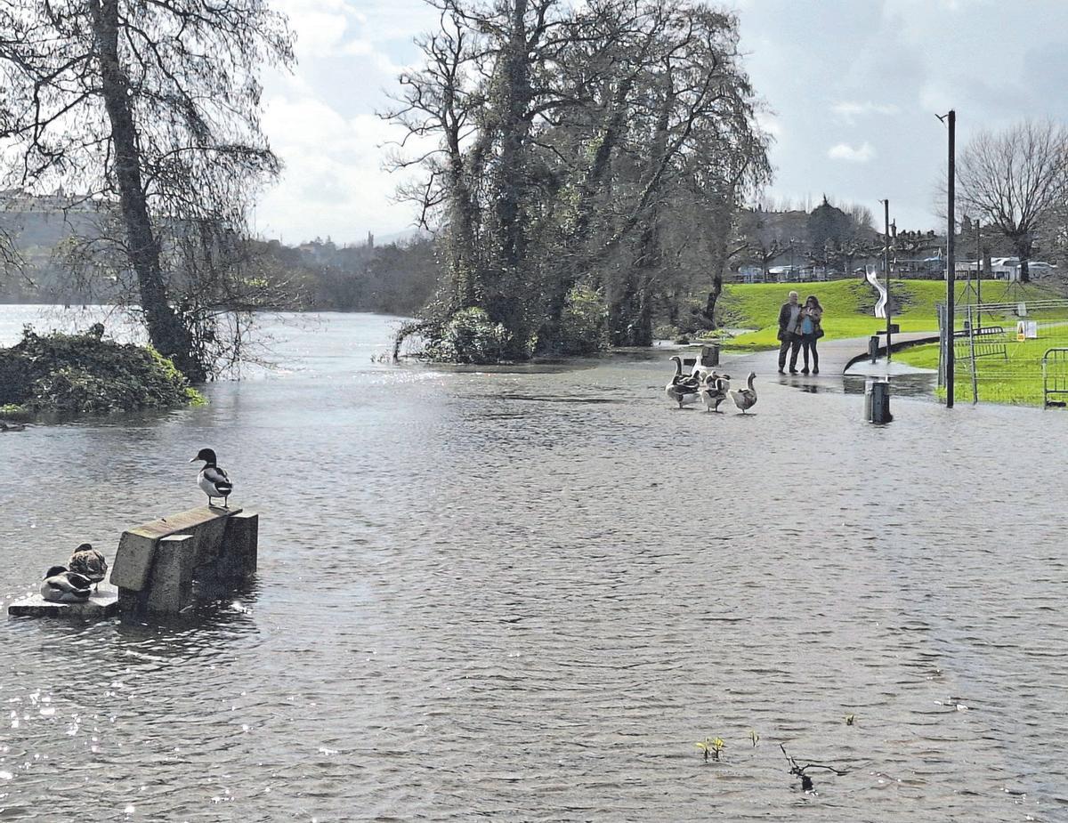 Leonardo borra las orillas del Miño