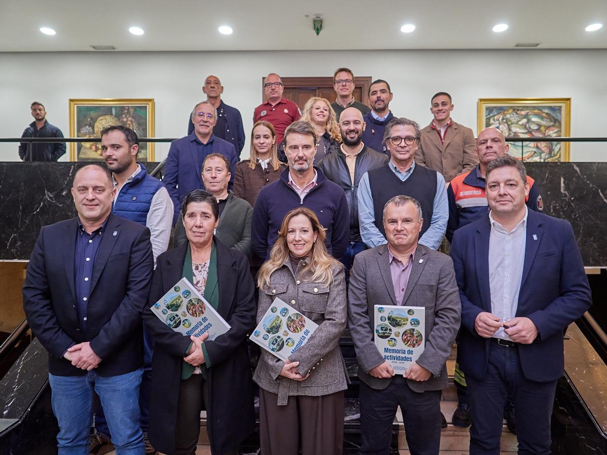 Foto de familia de la presentación del balance de Medio Natural.