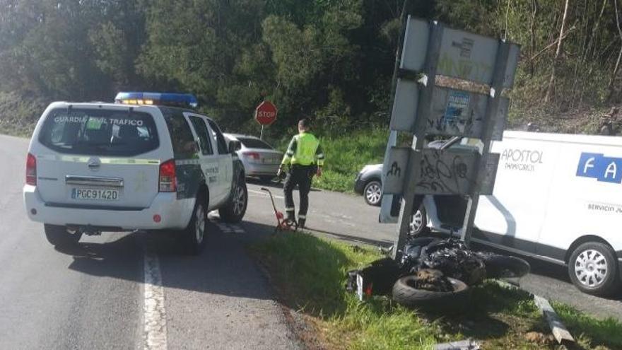 Motocicleta, tras el accidente.