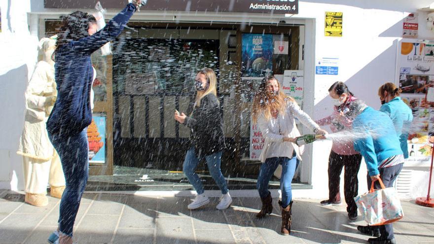 Celebracíón en la administración de Mijas que ha repartido 900.000 euros.