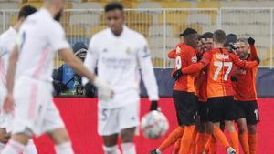 zentauroepp56056210 kiev  ukraine   01 12 2020   dentinho of shakhtar celebrates201201204608