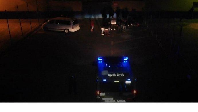 La Policía Local de Telde realiza controles por competiciones de vehículos de madrugada