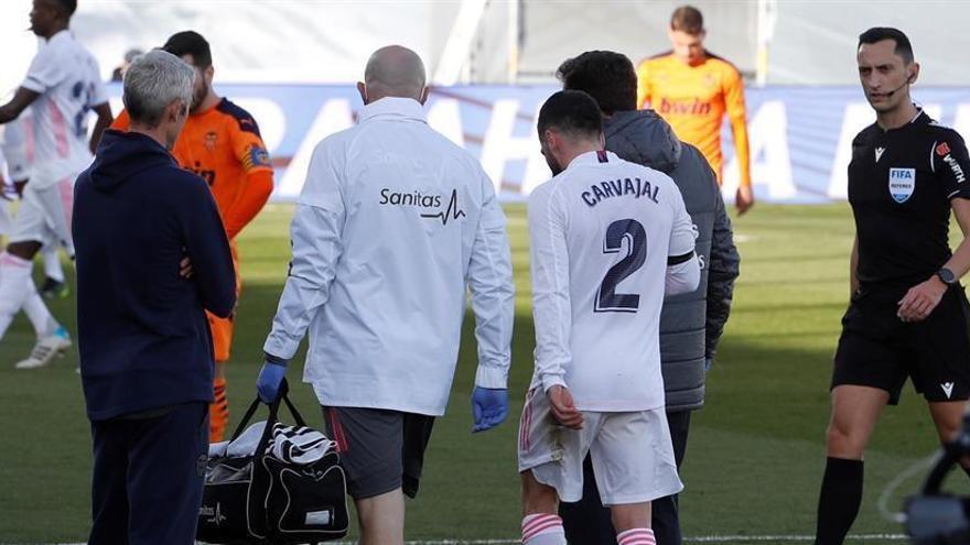 Benzema instala la calma en el Real Madrid (2-0)