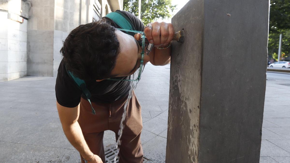 El Ayuntamiento de Zaragoza instalará 36 fuentes públicas antes de final de año.