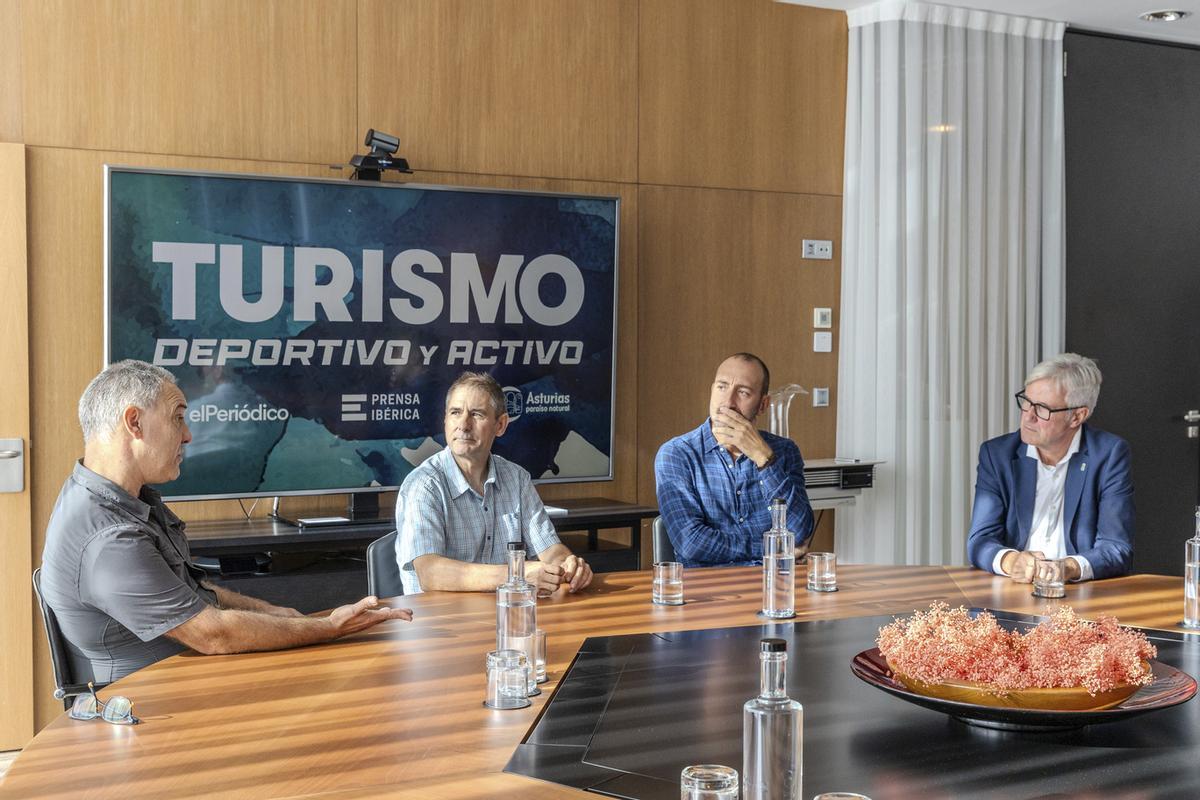 Mesa de debate de turismo deportivo y activo