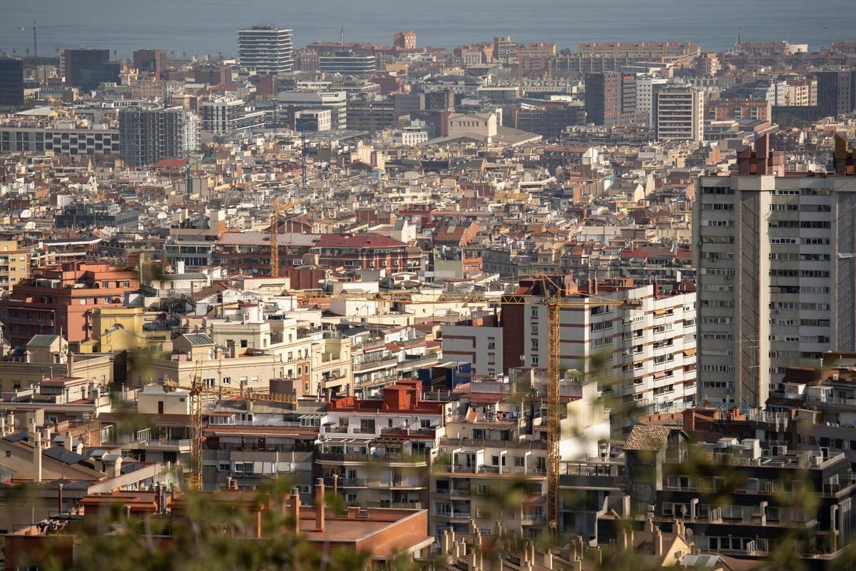 L'escalada del conflicte a l'Iran dispara un 479% la demanda de lloguer temporal a Barcelona entre usuaris de l'Orient Pròxim