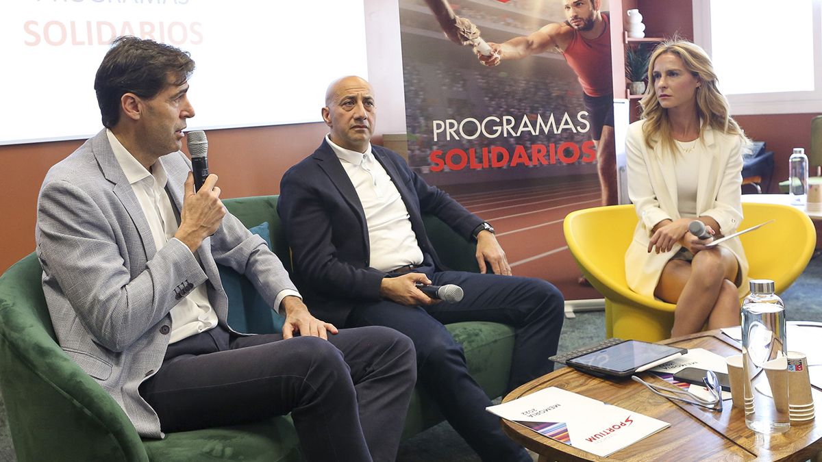 Raquel González, Raúl Chapado y Alberto Eljarrat en la presentación