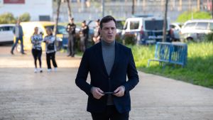 El germà de Pedro Sánchez i el líder del PSOE a Extremadura aniran a judici per prevaricació i tràfic d’influències