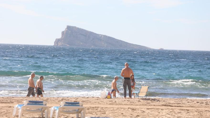 22 de febrero en Benidorm: el calor invita a la playa